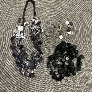 Elegant Black and Gray Women's Necklace Set